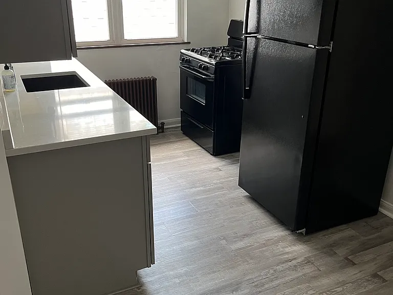 4725 Mathis St #3 — Photo 3