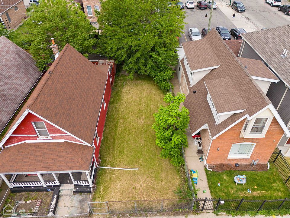 2nd image of 1304 S Heath Ave