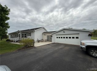 24929 Chrysler Dr, Calcium, NY 13616