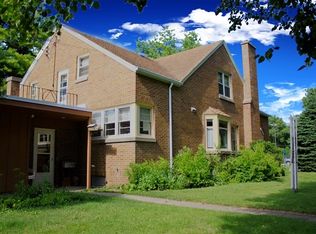 19 4th St SE, Hampton, IA 50441