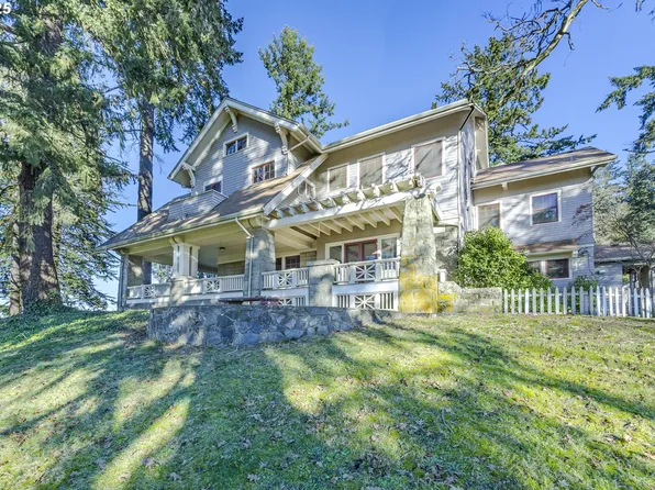 2237 Spring Blvd, Eugene, OR 97403