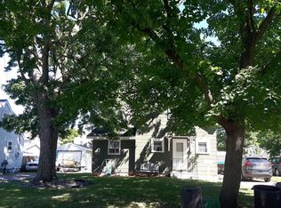 1905 James St, Essexville, MI