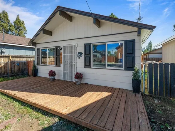 972 Pinon Ln, Big Bear City, CA 92314