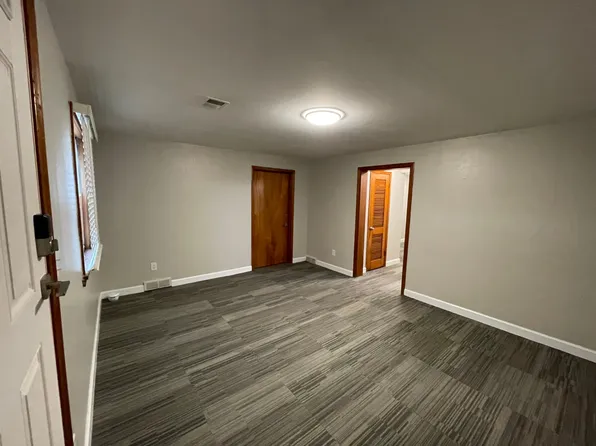 4926 Webster St #1.5, Omaha, NE 68132