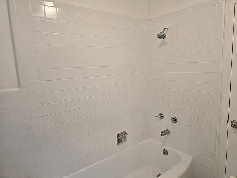 21 Wegman Pkwy #1 — Photo 16