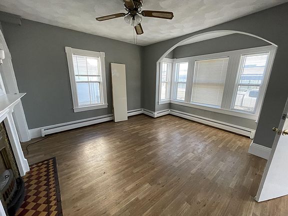 4th image of 279-281 S Broadway #1