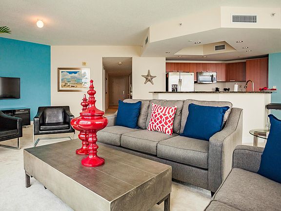 4th image of 231 Riverside Dr #14011