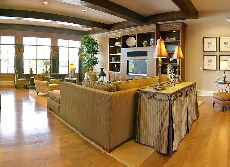 Adams BV I — Photo 2