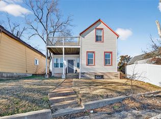 235 Military Rd, Saint Louis, MO 63125