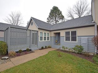 8807 Montgomery Rd, Cincinnati, OH 45236