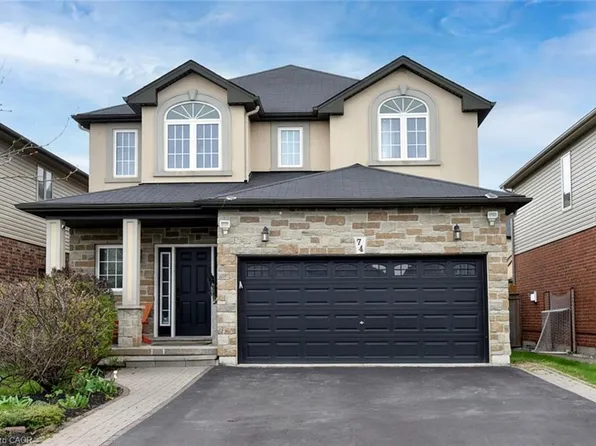74 Lampman Dr, Grimsby, ON L3M 0E5