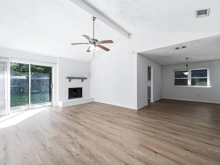 24007 Pepperrell Place St — Photo 6