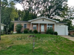 3652 Reavis Barracks Rd, Saint Louis, MO 63125