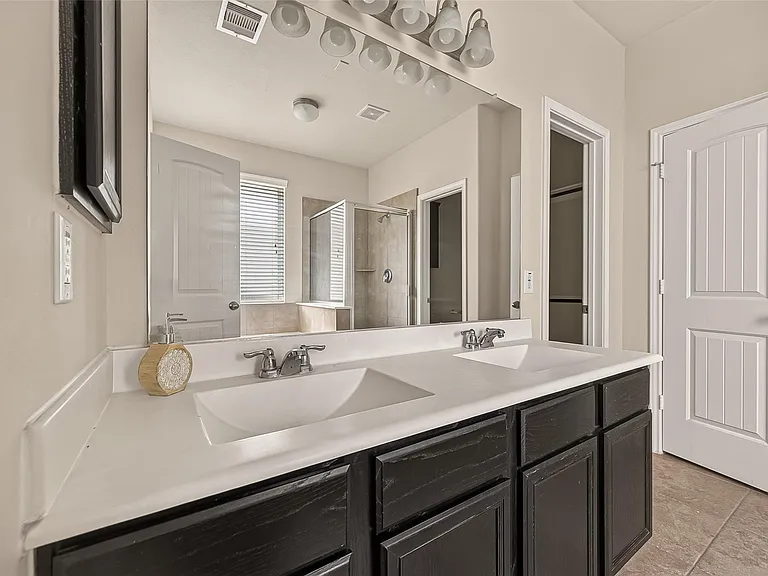 24906 Clover Ranch Dr — Photo 40