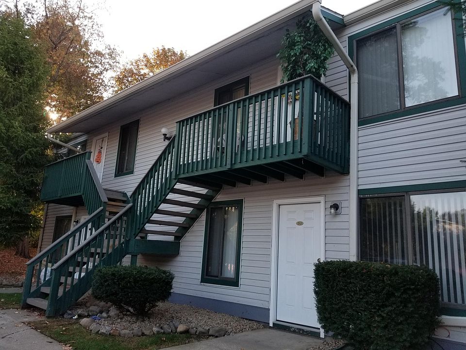 1st image of 1300 Brimfield Dr APT C2