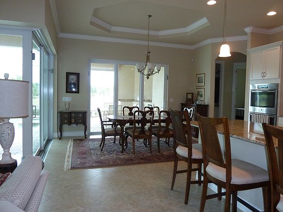 3rd image of 324 Palm Isles Ct