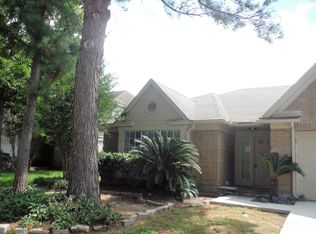 6902 Treeline Dr, Humble, TX 77346