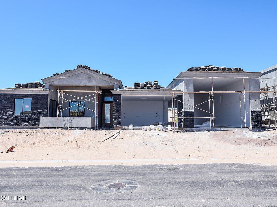 1st image of 4757 N Diana Ave