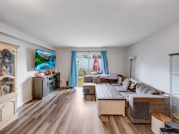 22411 124th Ave #35, Maple Ridge, BC V2X 0H5