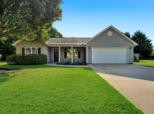 20 Fishing Run Ct, Taylors, SC 29687