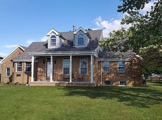 25266 Tracy Rd, Perrysburg, OH 43551