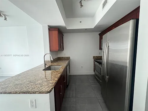 7275 SW 90th Way Photo 1