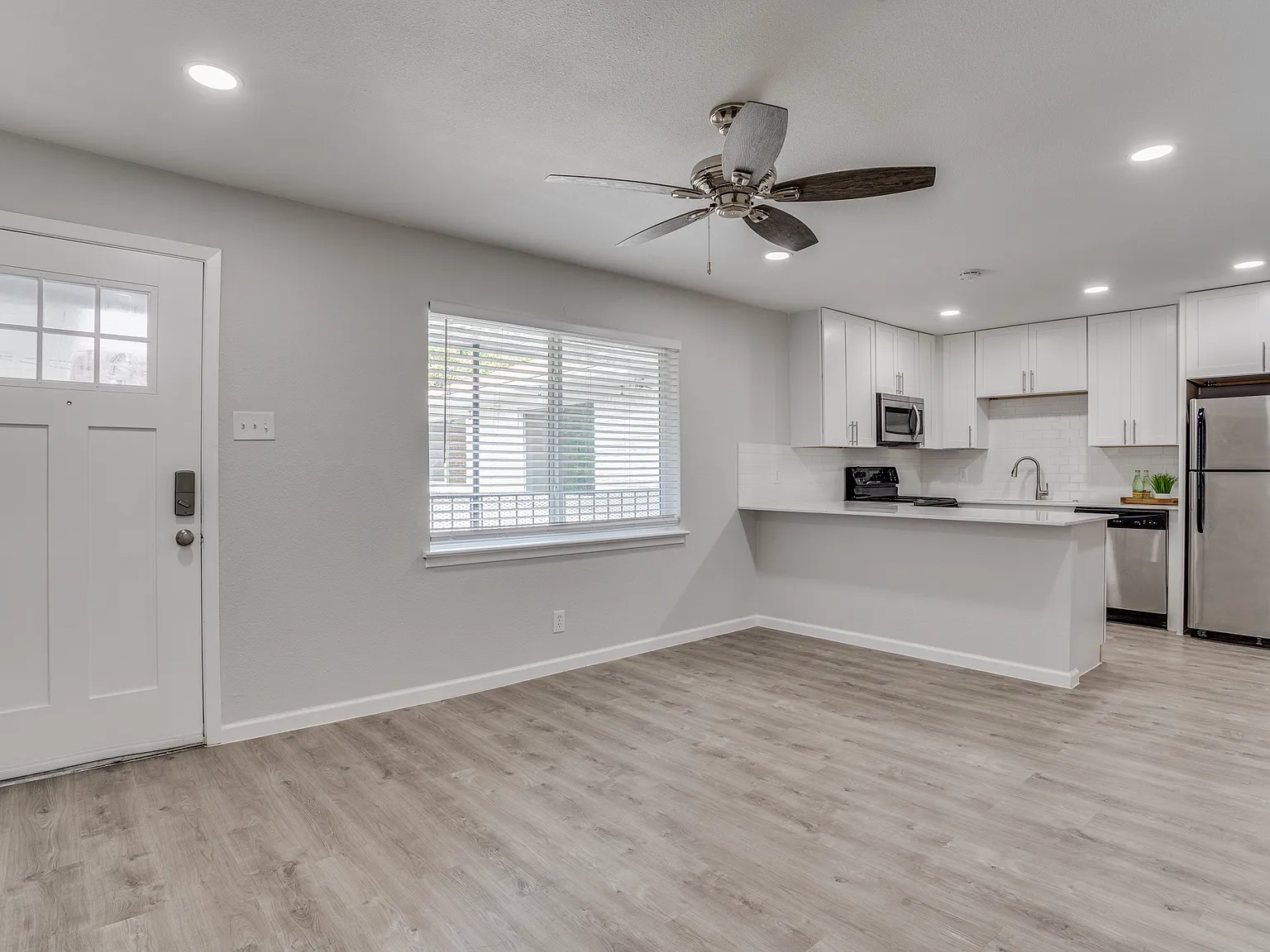 1 bed, 650 sqft, $1,295 — Photo 3