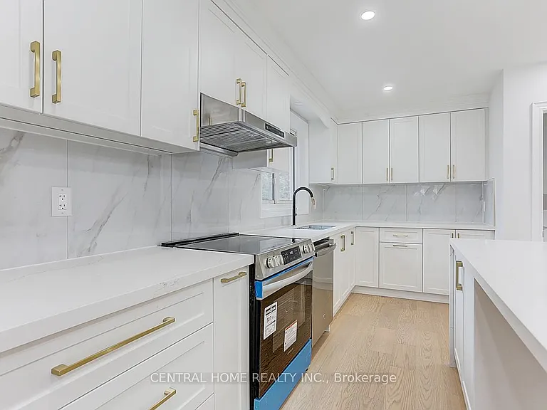40 Sherwood Forest Dr #MAIN — Photo 9