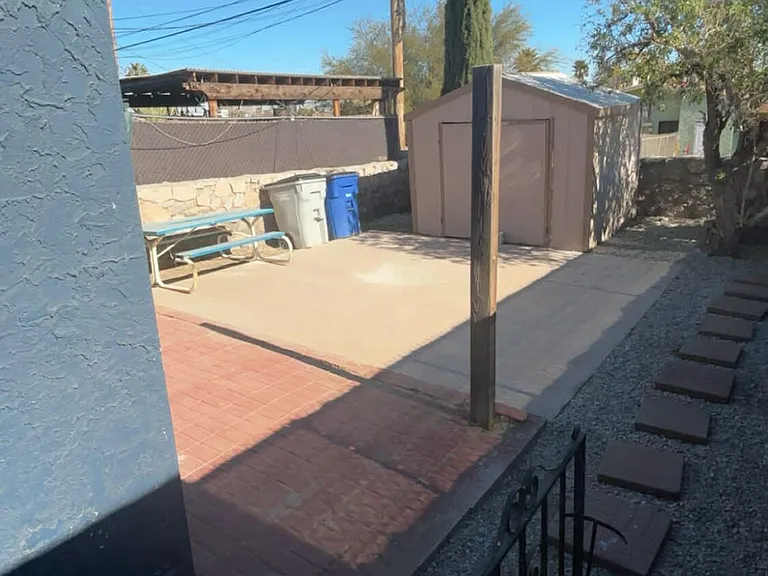 8804 Kenneth St — Photo 51