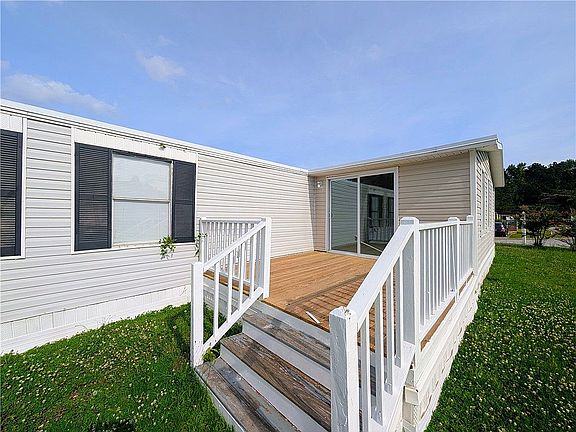 3rd image of 119 Seabreeze Dr