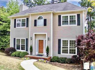 1914 Seattle Slew Dr, Helena, AL 35080