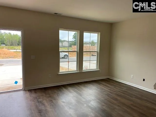 214 Bluewing Dr — Photo 3