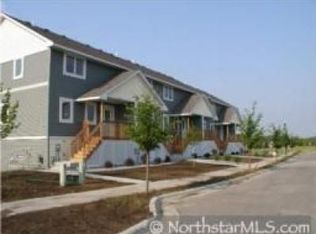 2940 Clover Ridge Dr, Chaska, MN 55318