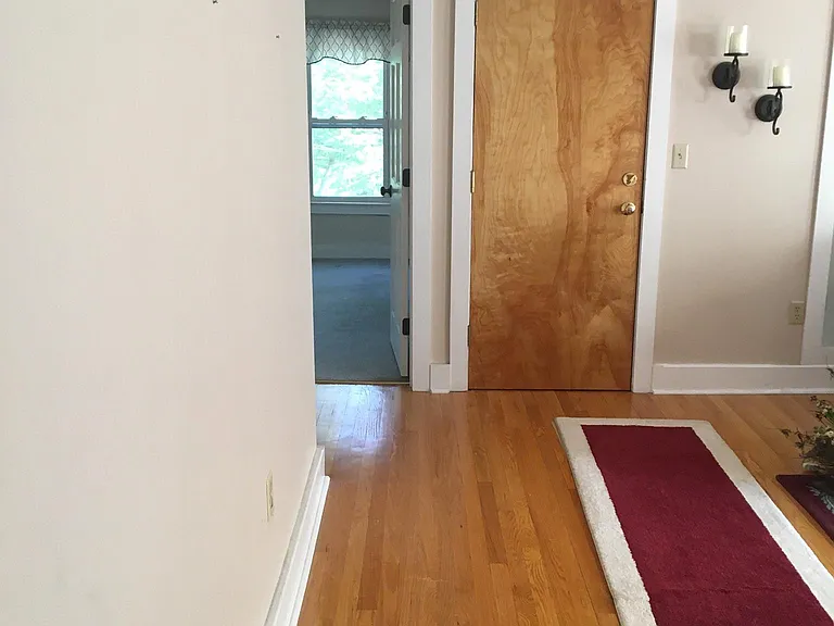 16 N Elm St #2 — Photo 2