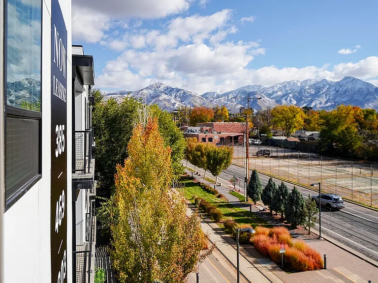 Streetcar Flats Exterior