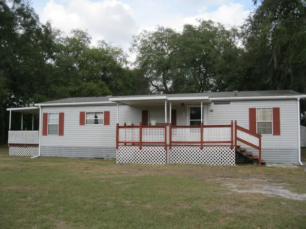 104 Sawyer St, Interlachen, FL 32148