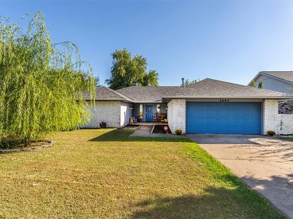 2804 Countrywood Ln, Edmond, OK 73012