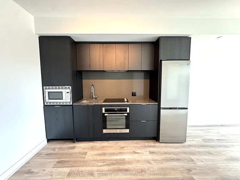 3009 Novar Rd #518 — Photo 2