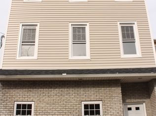 154 5th St, Elizabeth, NJ 07206