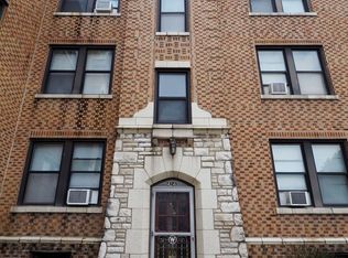 4240 Neosho St APT 302, Saint Louis, MO 63116