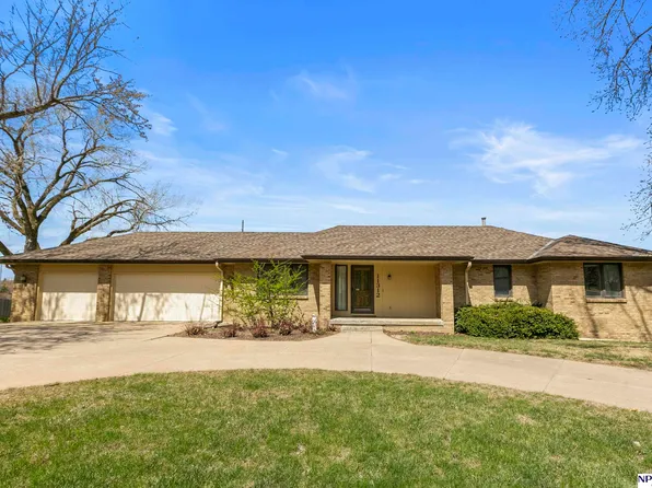 11312 Camden Ave, Omaha, NE 68164