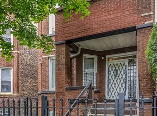 4945 W Augusta Blvd, Chicago, IL