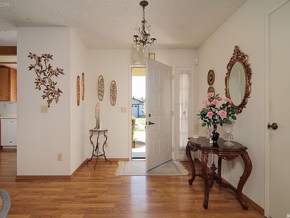5th image of 7405 Sungate Ln
