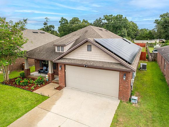 3rd image of 4984 Makenna Cir