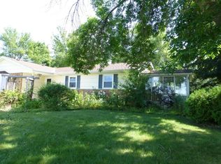 6989 Lark Ave, Hartford, WI 53027