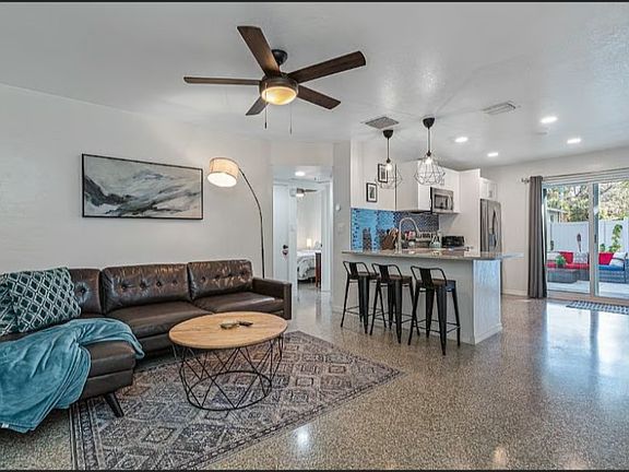 3rd image of 3728 20th Ave S #1
