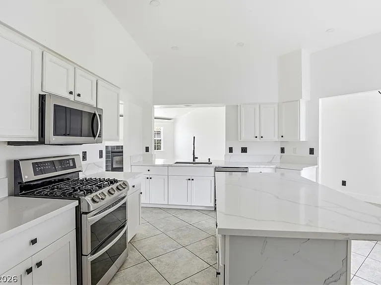 5204 Elm Grove Dr — Photo 15