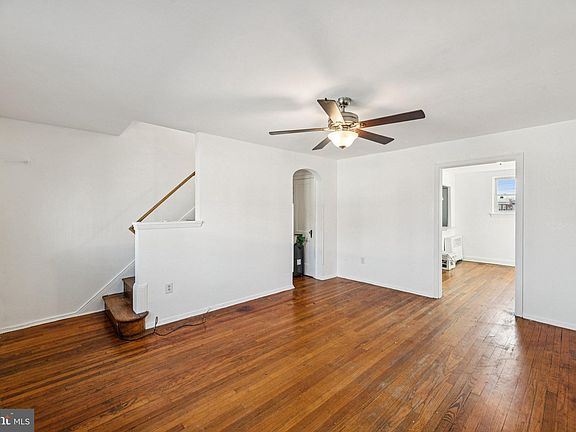 4th image of 2521 Benning Rd NE