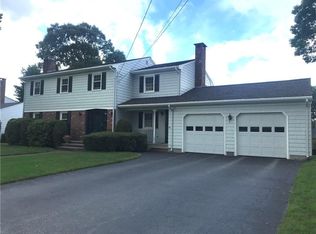 211 Belvedere Dr, Cranston, RI 02920