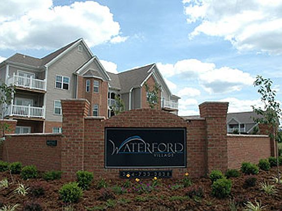 4th image of 450 Riverview Dr #422LS